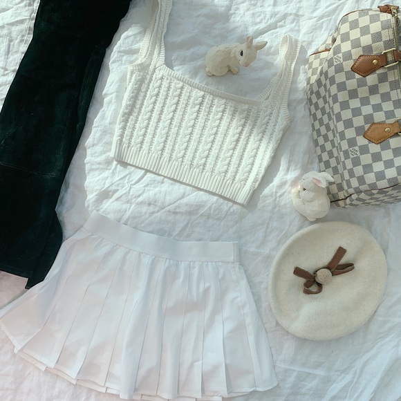 ๐๐ฎ๐ผ๐ฑ๐ด๐ฒ โข ๐๐ถ๐ท๐๐ ๐ฆ๐๐พ๐ ๐๐๐๐
๐ฏ๐๐
- Picture 2 of 5